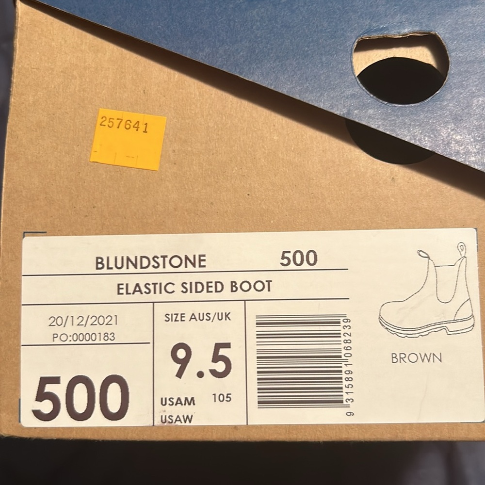 Elastic sided boot - Picture 6 of 6
